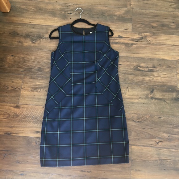 Fall/Winter Dress 10 - Picture 4 of 10